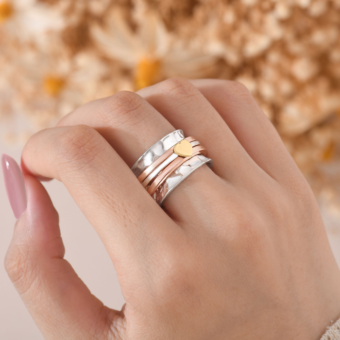 Ring that spins in the middle discount